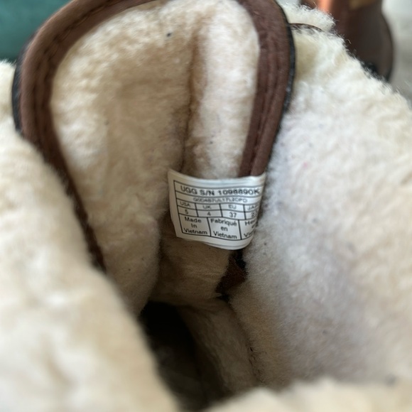 Ugg boots Butte Il - Picture 6 of 7